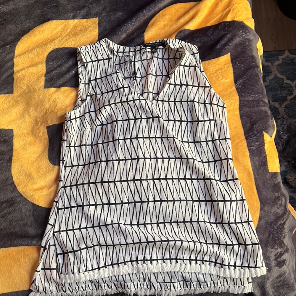 Womens blouse never worn.